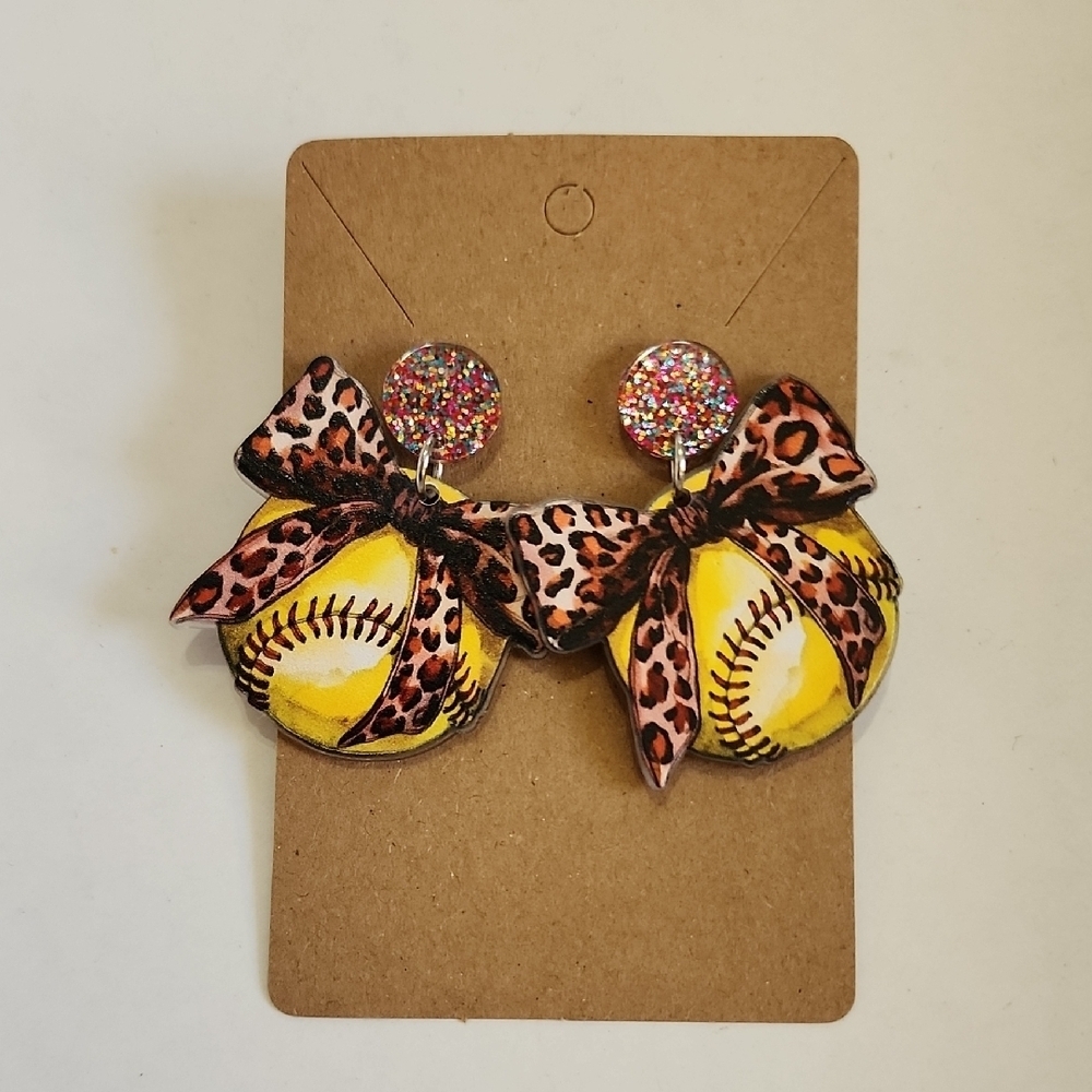 Leopard Bow Softball Acrylic Pendant Stud Earrings NWOT - Picture 1 of 6